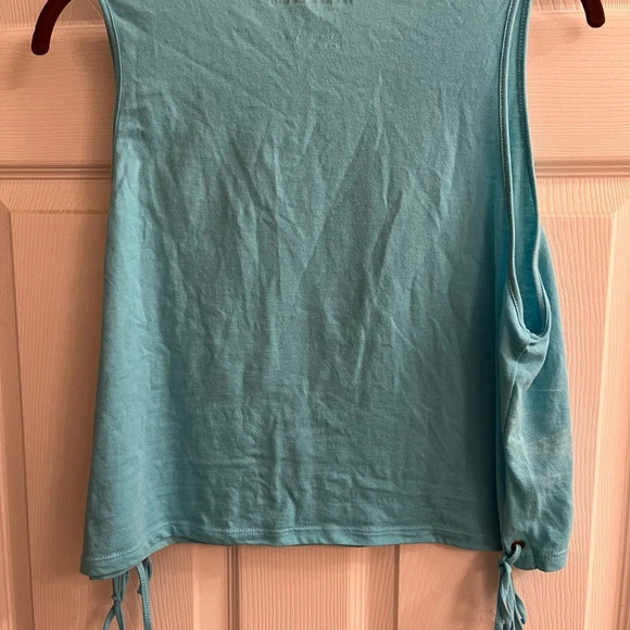 SPONGE BOB~GRAPHIC TEE~NICKELODEON~NWOT~XL - Picture 6 of 8